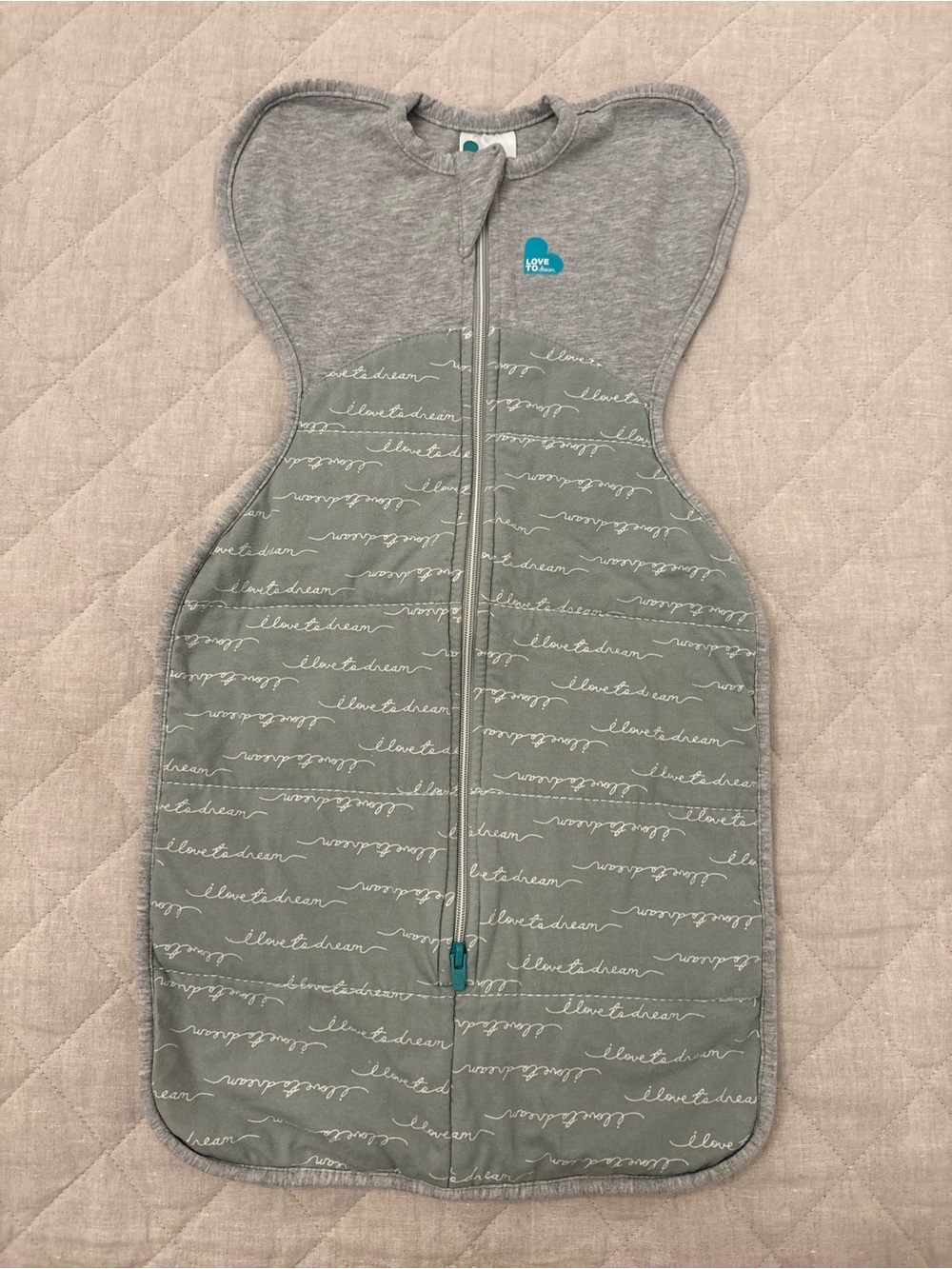 Love To Dream Grey SwaddleUp 2.5 TOG